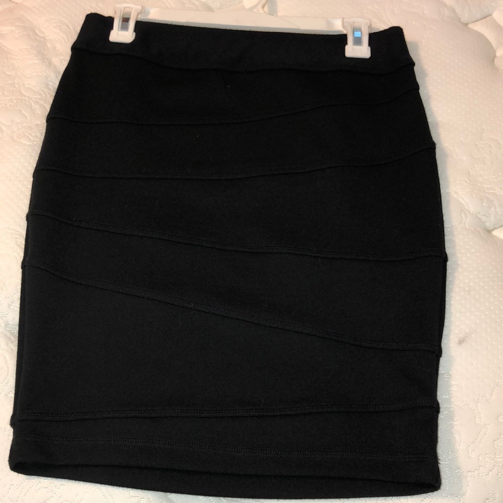 Black pencil skirt